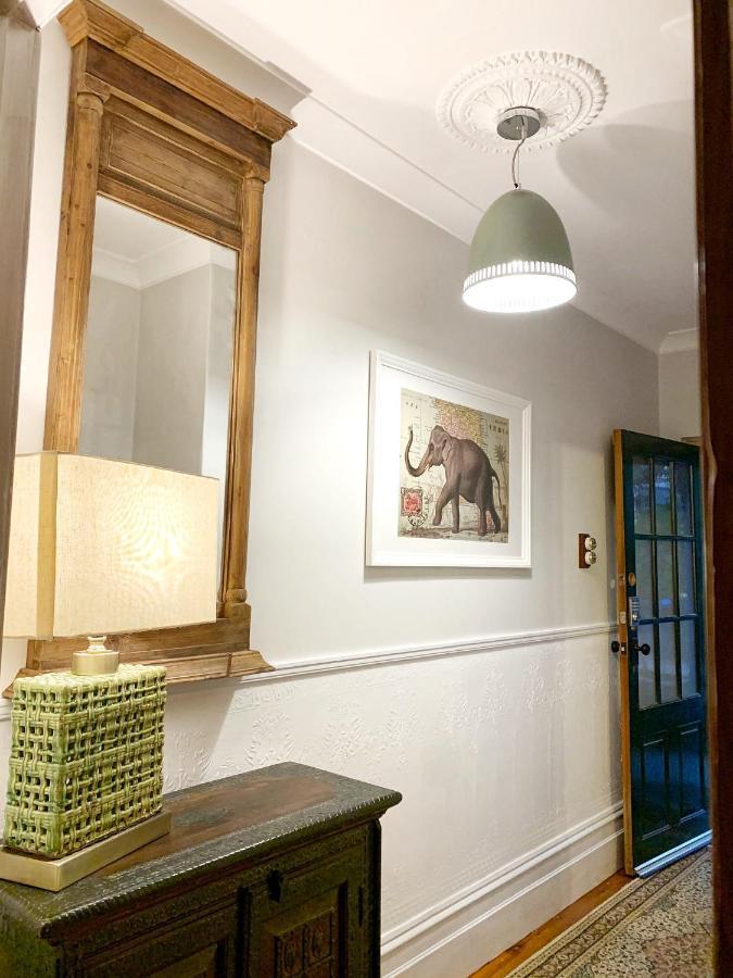 Hollidge House 5 Star Luxury Apartments แอดิเลด ภายนอก รูปภาพ